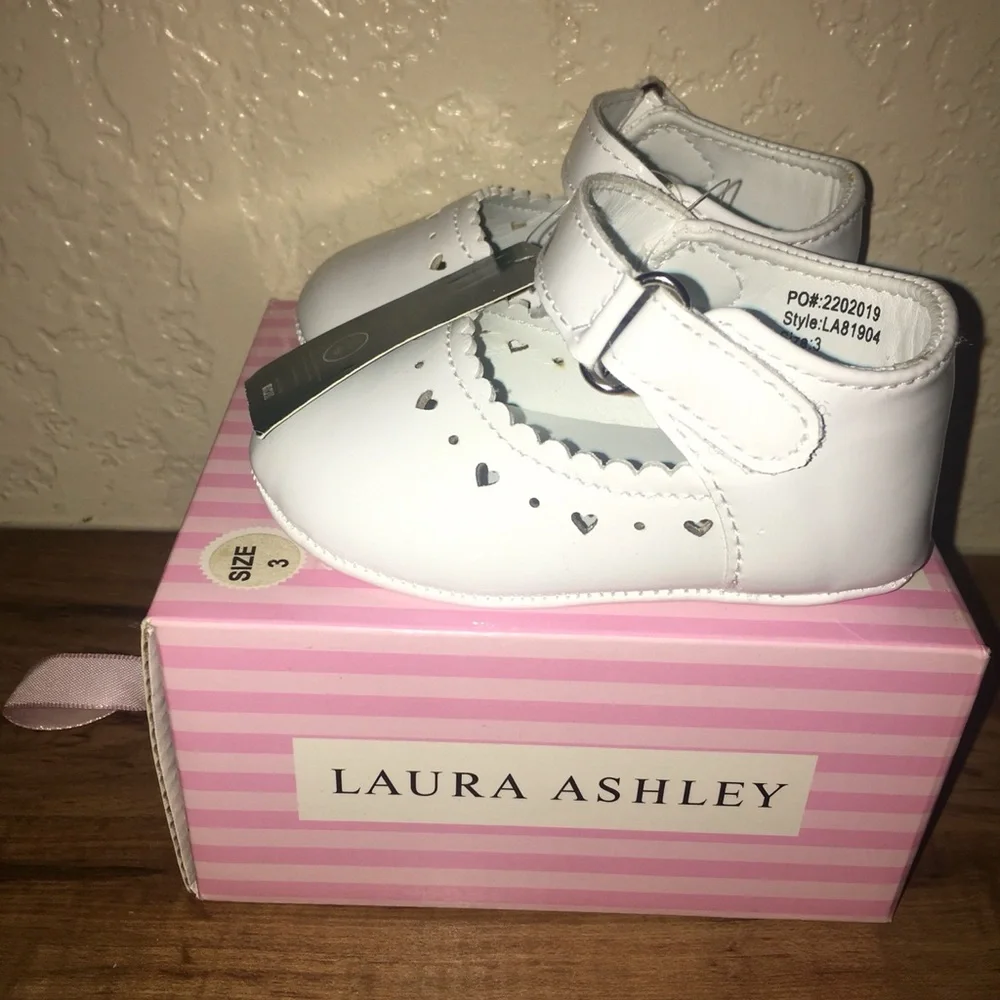 Laura Ashley Baby Girls White Mary Jane Shoes Size 3